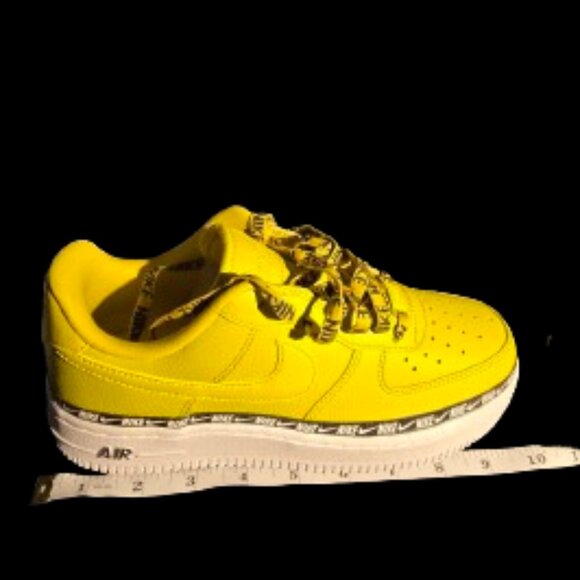 Nike Air Force 1 - Picture 4 of 4